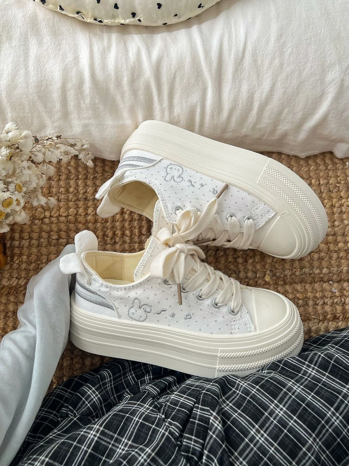 Teen Campus Milky White Canvas Sneakers Damen Chunky Plimsolls Lovely Rabbit Elevated Shoes Woman Atmungsaktive Schnür-Sneaker – Detail 13
