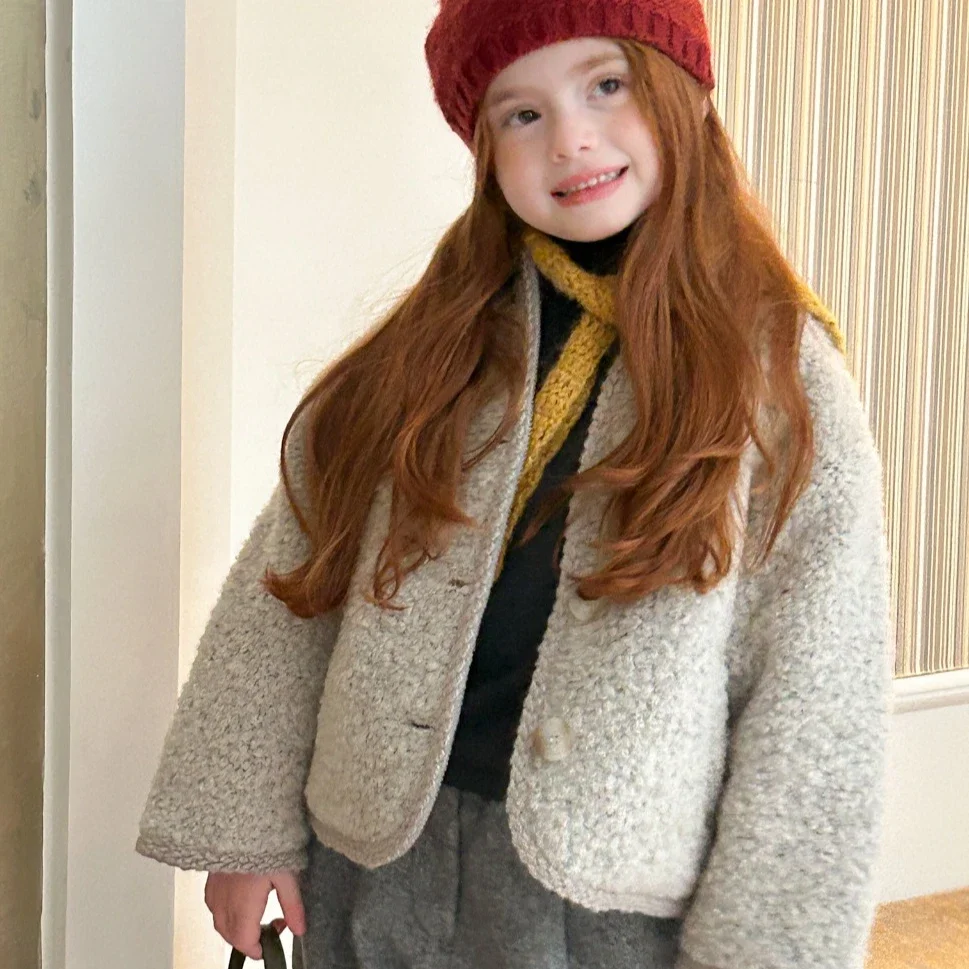 Casaco para Meninas 2025 Outono e Inverno Nova Roupas Infantis Estilo Coreano Casaco de Veludo Plus e Lã de Cordeiro Espessa para Uso Diário