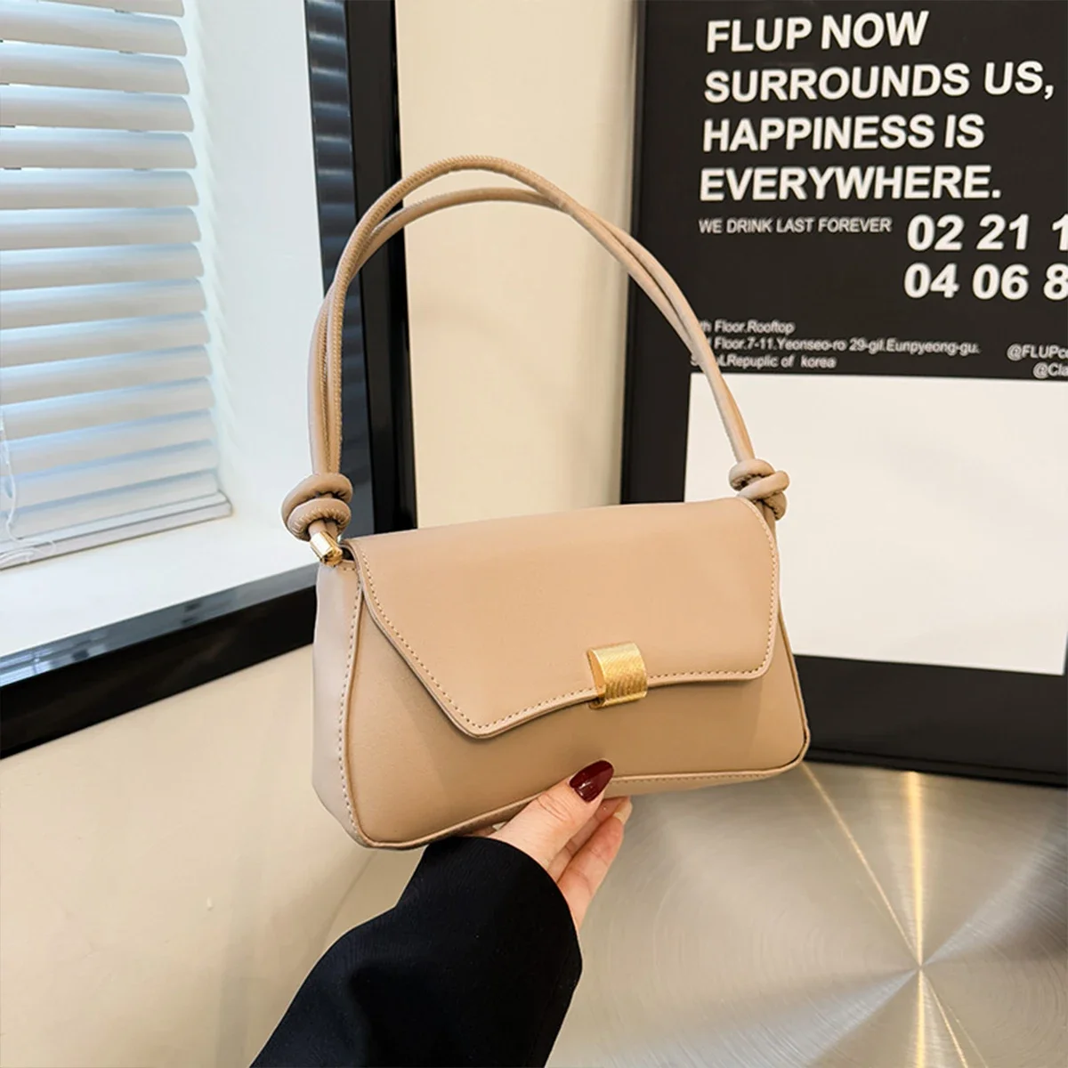 

For Commute Shopping Daily Essentials Stylish Quilted Crossbody Bag PU Flap Magnetic Closure Lightweight Shoulder Purse