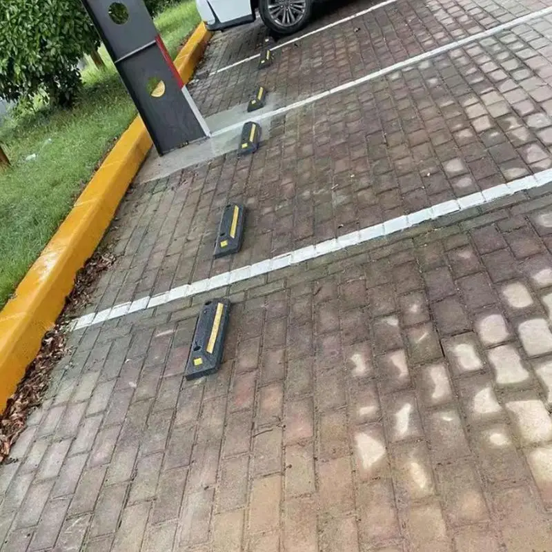 Heavy Duty Vehicle Wheel Stop Heavy Duty Parking Blocks Parking Target Rubber Parking Tire Guide Blocks Wheel Stopper for Cars