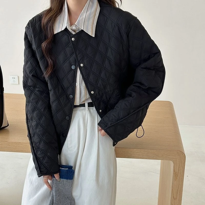 

Black Quilted Cotton Coat for Petite Women Short Diamond Pattern Winter Jacket Fashion Crew Neck Clothes