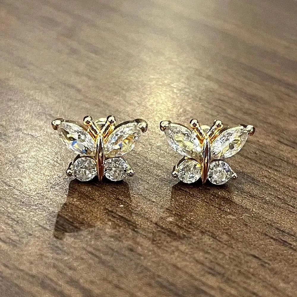 Cute Women Earrings Butterfly Ear Studs Cartilage Cubic Zirconia Gold Color Mini Tragus Piercing Korean Fashion Jewelry KBE413