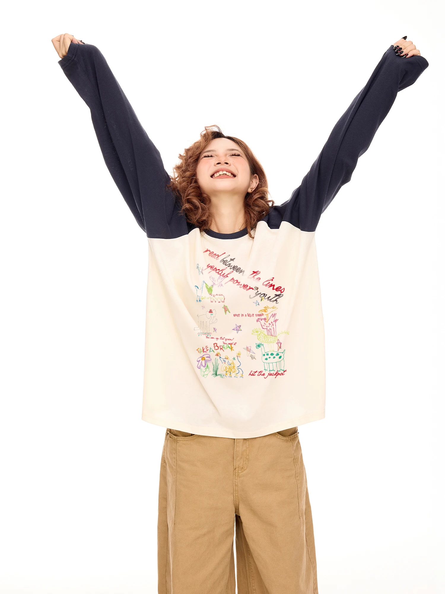 

Американская футболка Long Sve в стиле ретро, женская осенняя дизайнерская футболка Lazy Sle, свободная вставка на плечах, круглый модный топ из хлопка...