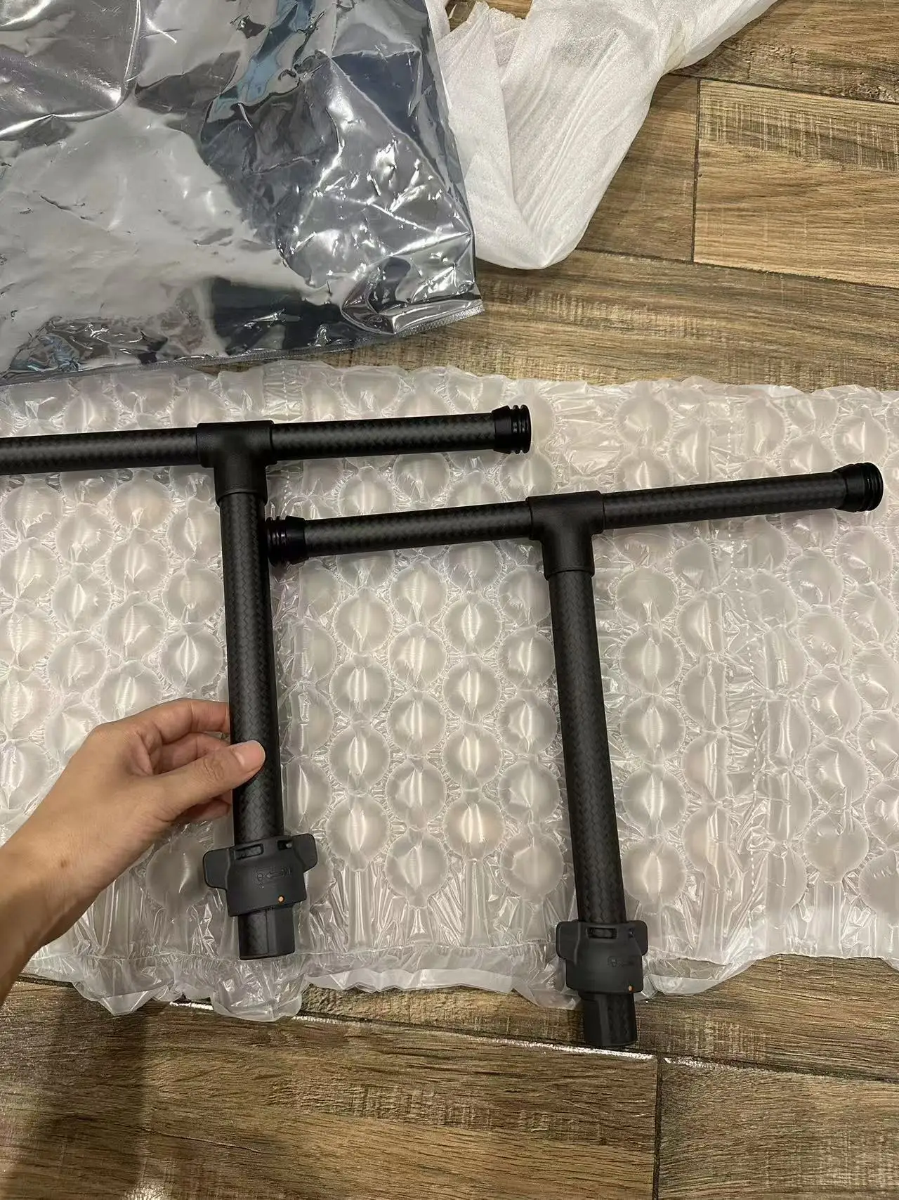 

Оригинальные новые запасные части шасси для DJI Matrice M400, 2 шт., 100% новые аксессуары