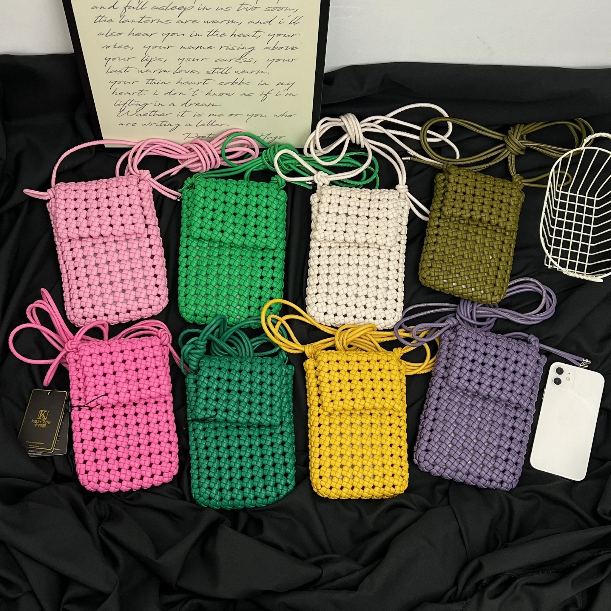 

2025 New Women Shoulder Bag Luxury PU Leather Tote Casual Open Pocket Woven Striped Mistress Gift