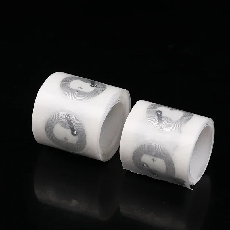 Hilo 50/100Pcs NFC Tags Nfc215 Chip Label Stickers RFID Electronic Label Stickers For Access Control Smart Key Rewritable