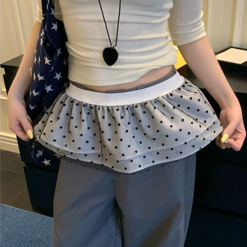 

Women's Polka Dot Ruffle Hip Cover Up Skirt Gray Elastic Waist Tiered Layered Mini Puff Skirt Korean-style Retro Layered Skirt