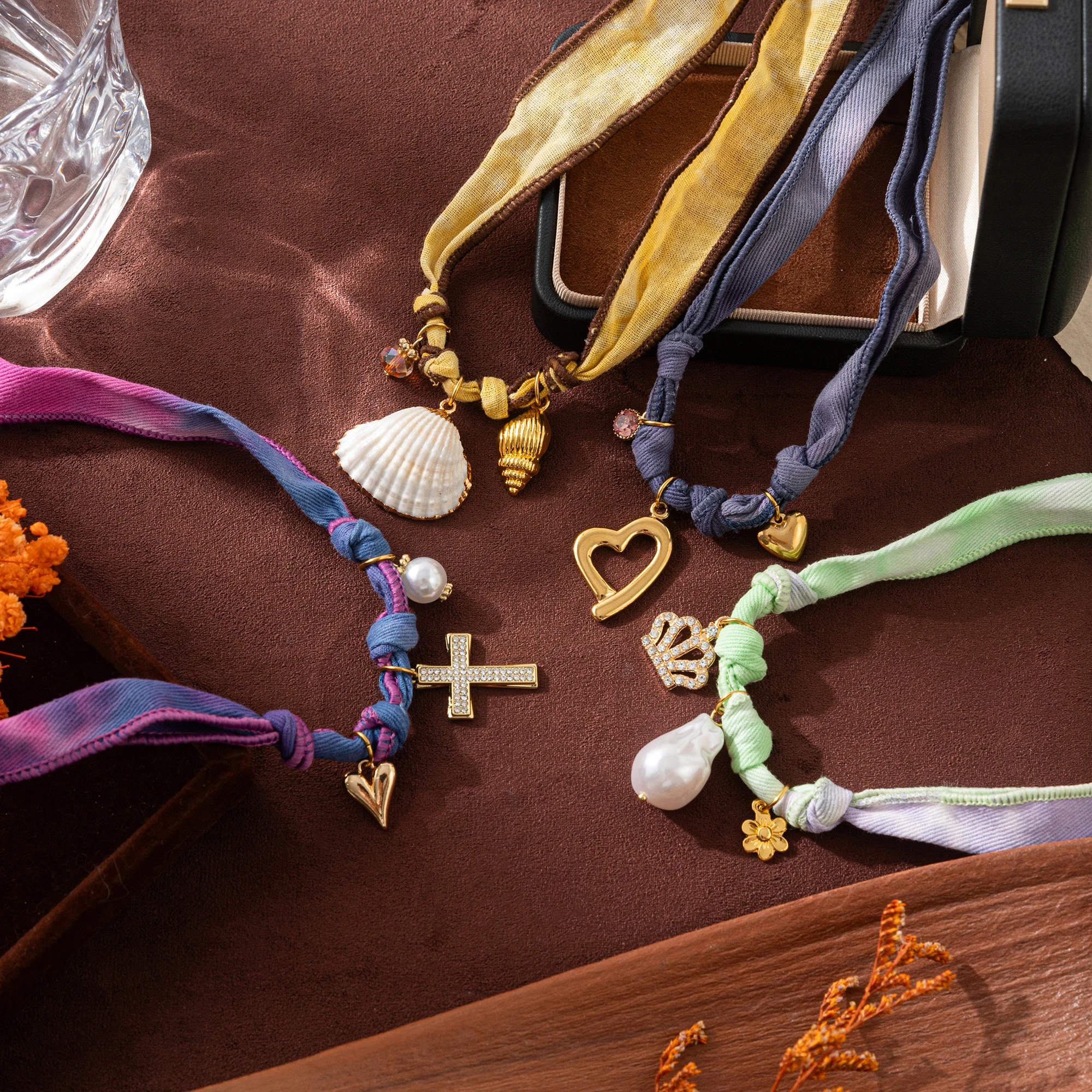 

Ins style heart shaped shell pendant root gauze thin strip hanging narrow scarf ribbon necklace