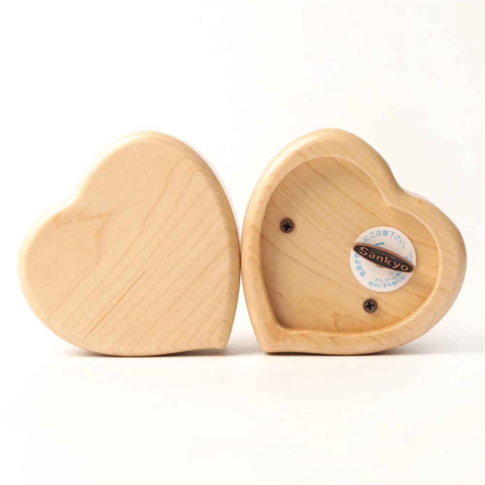 Wooden Heart Shaped Music Box Maple Wood 18 Tones Clockwork Musical Box Swan Lake Summer Moving Castle Birthday Gifts for Lovers
