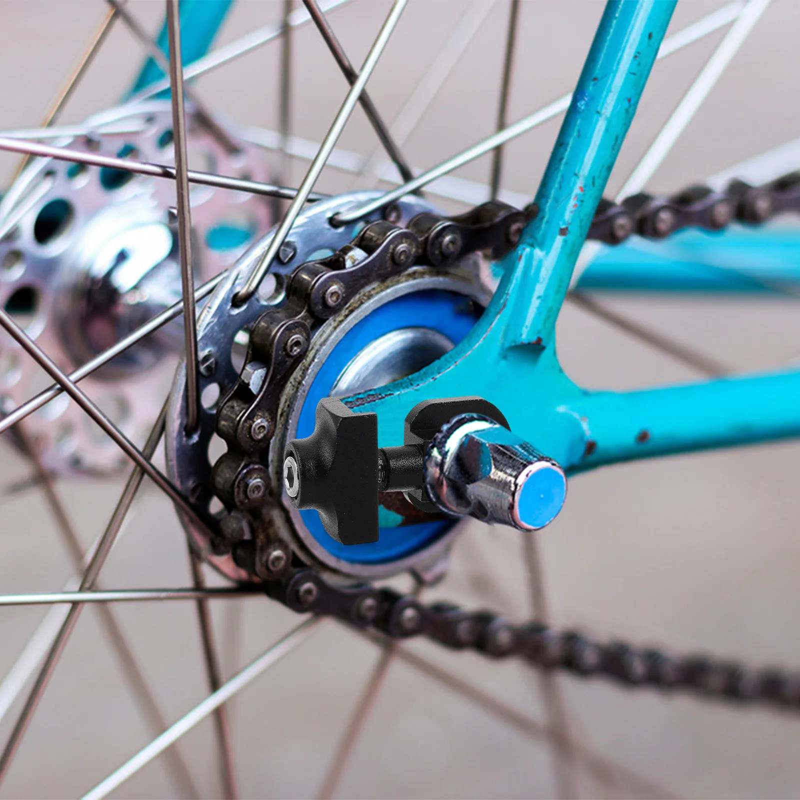 

2Pcs Versatile Aluminum Alloy Chain Tensioner for Various Folding Bikes Easy Adjustment and Noise Reduction Chain Tightener