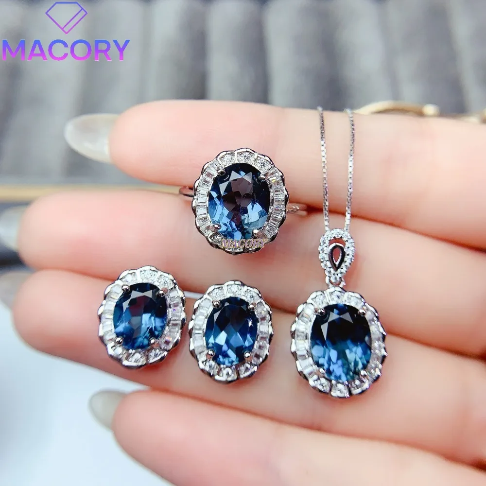 925 sterling silver natural topaz jewellery set Exquisite three-piece l jewellery set Colourful and delicate showing elegance