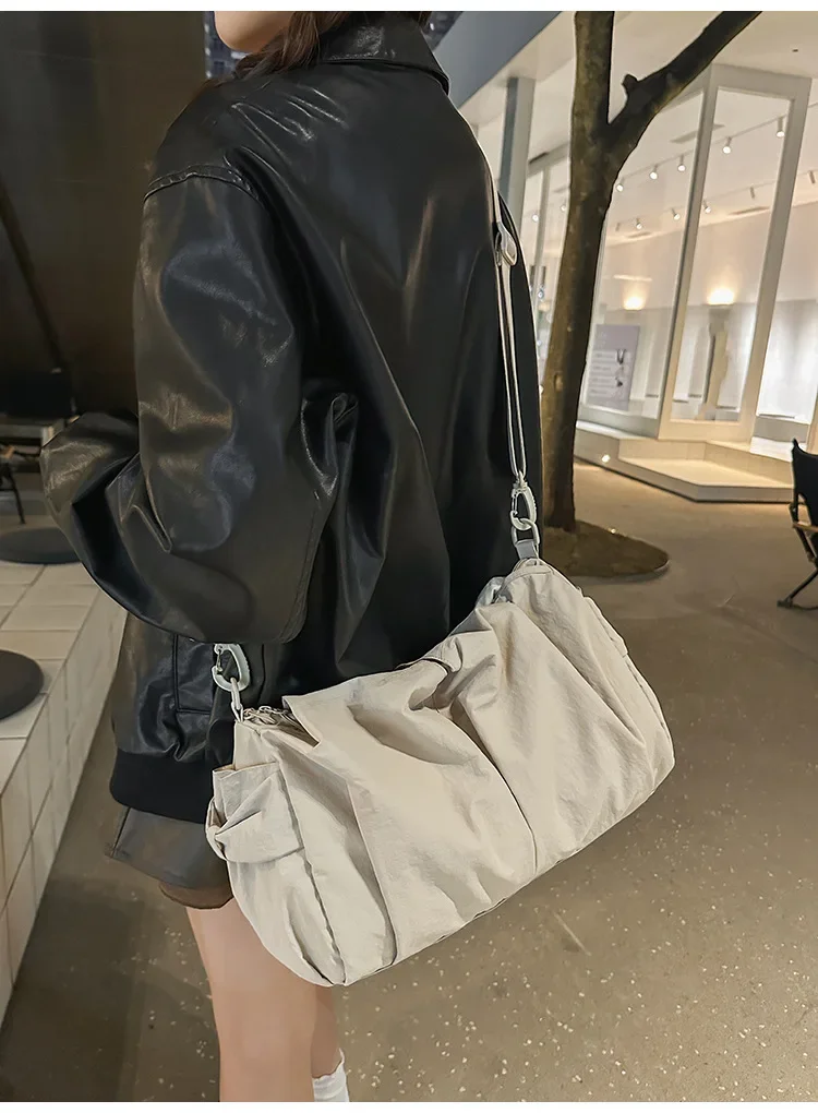 Damentaschen, Nischentaschen, leichte, großvolumige Nylontaschen, vielseitige leichte Umhängetaschen, lässige Messenger-Taschen – Detail 13