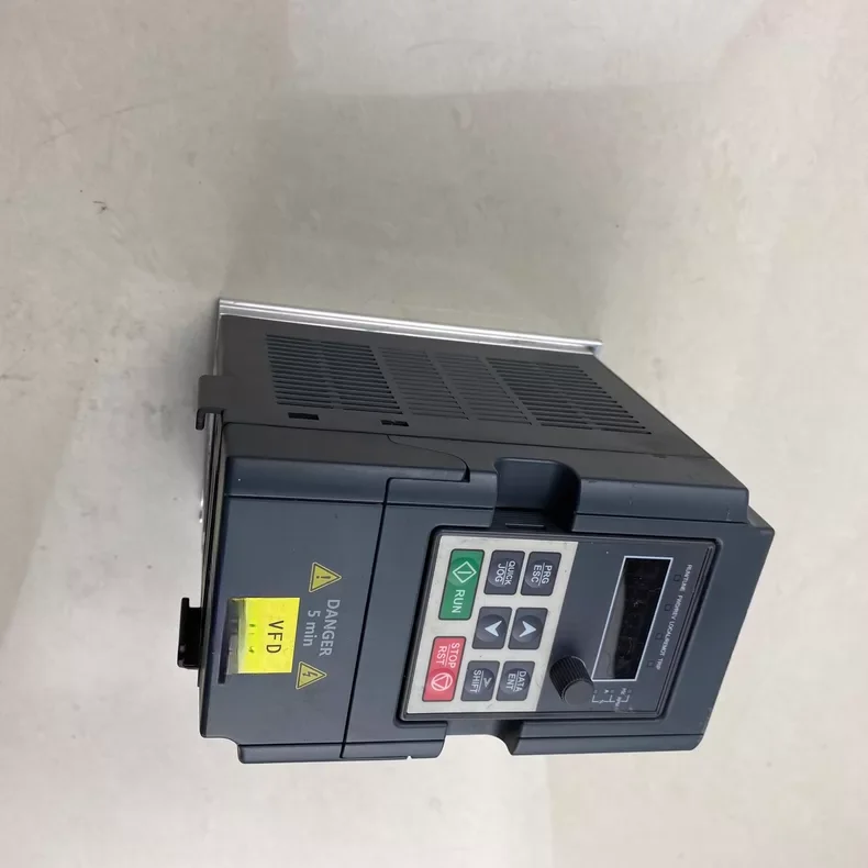 High Brand NEW 100% Quality GD10-0R2G-S2-B GD10-0R4G-S2-B GD10-0R7G-S2-B 1 Year Warranty