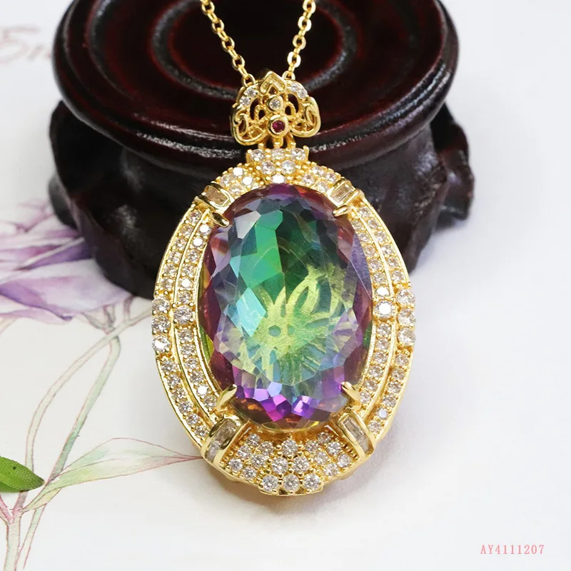 

Модные украшения: красочное фиолетовое колье-подвеска для женщин