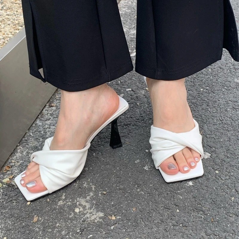 

Aneikeh серебряные тапочки с квадратным носком для женщин, туфли-лодочки на низком тонком каблуке, дизайнерские шлепанцы, сандалии-гладиаторы, Zapatos Mujer