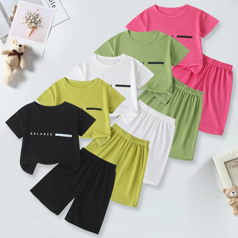 2-teiliges Set mit 2026 Frühjahr/Sommer, neues, schnell trocknendes Kurzarm-Shorts-Set für Kinder für Jungen und Mädchen, lässiges Sport-T-Shirt