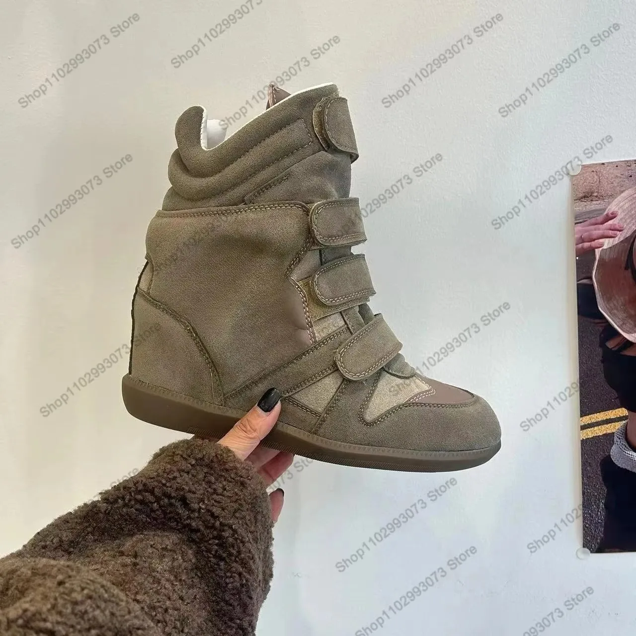 Botas de media caña apilables de gamuza para mujer, botines con plataforma oculta y correas de velcro ajustables, zapatos informales con punta redonda y diseño de empalme, adecuados para uso diario en