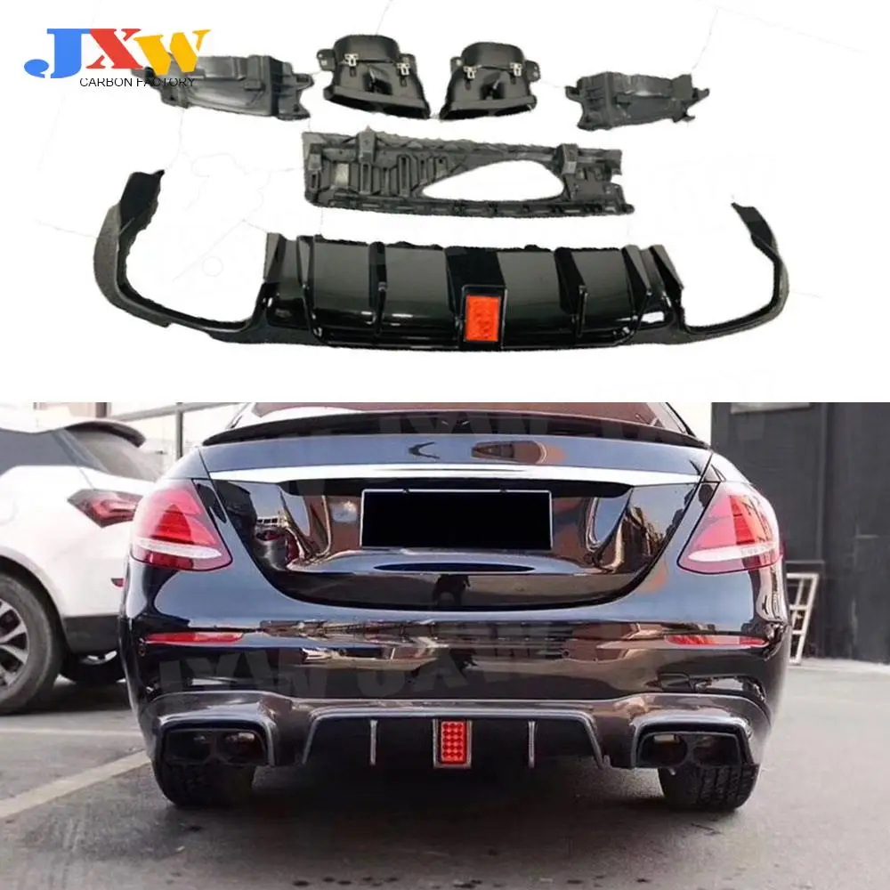 

ABS Carbon Look/Gloss Black Rear Bumper Lip Light Diffuser with Exhaust Tips For Benz E Class W213 E400 E63 AMG 2017-2020 Kits