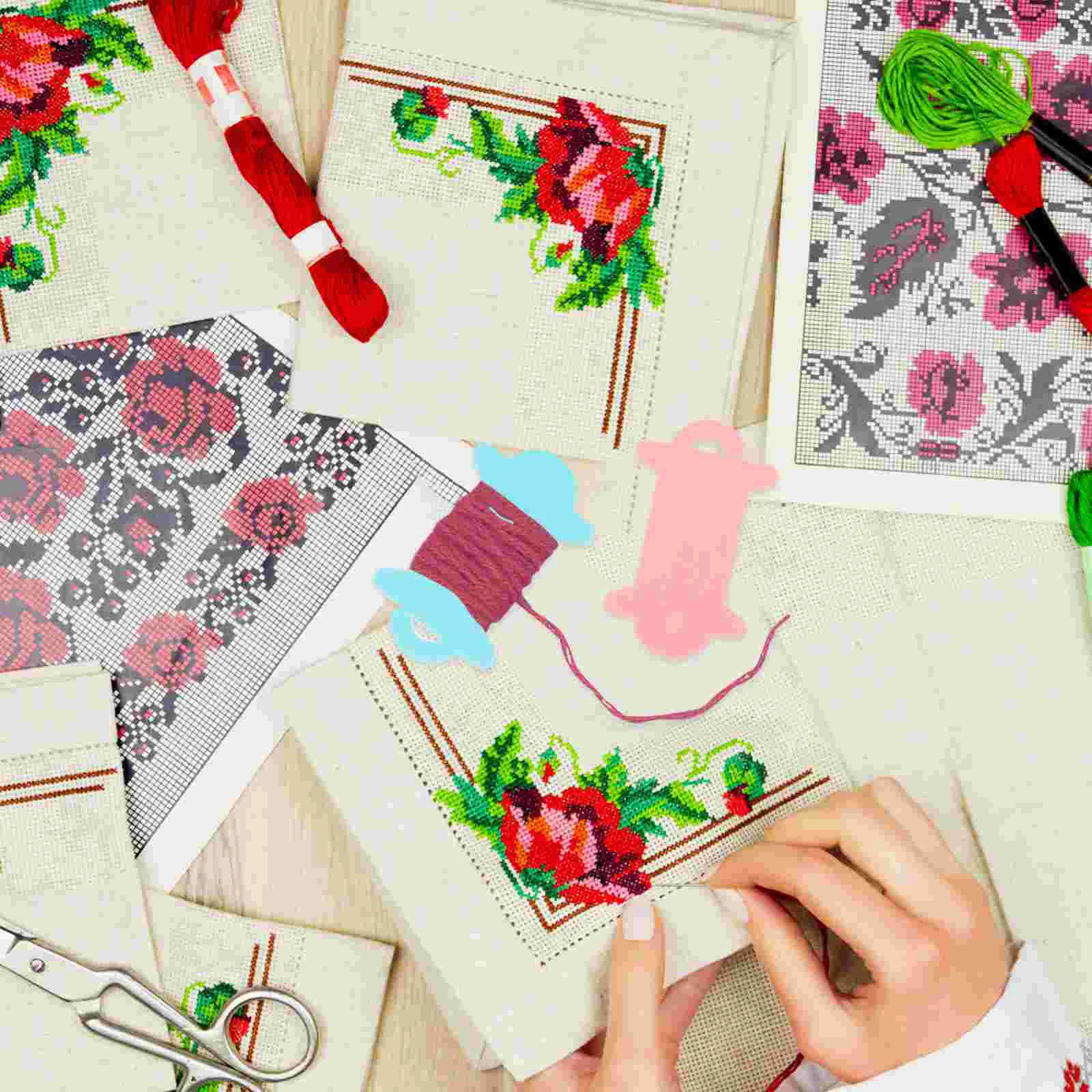 

50 Pcs Wool Winding Board Plastic Thread Plate Knitting Tools Cross Stitch Kits DIY Household Hand Spool Knitter Wire