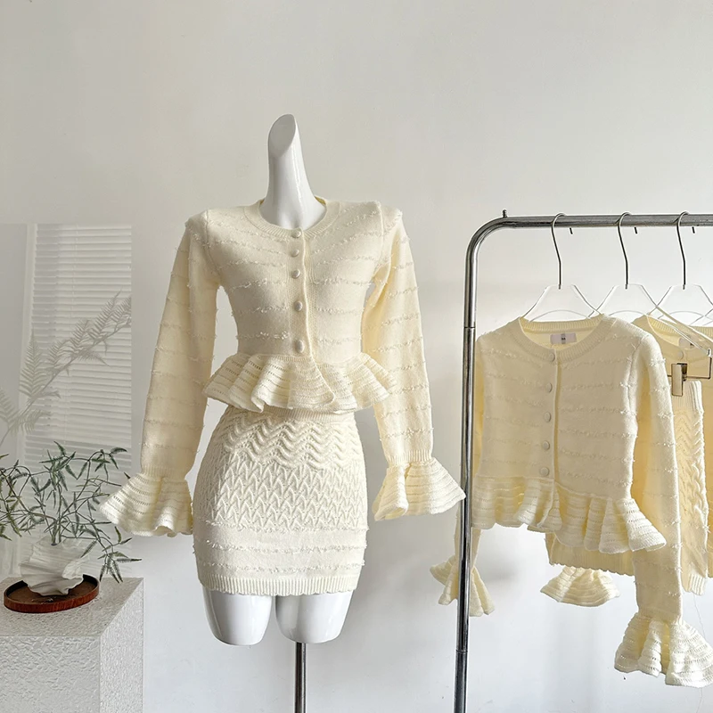 

Elegant Heavy-Duty Flower Hollow Out Design Flared Sleeve Chic Puff Knit Sweater+ Short Skirt Women Autumn Two-Piece Set