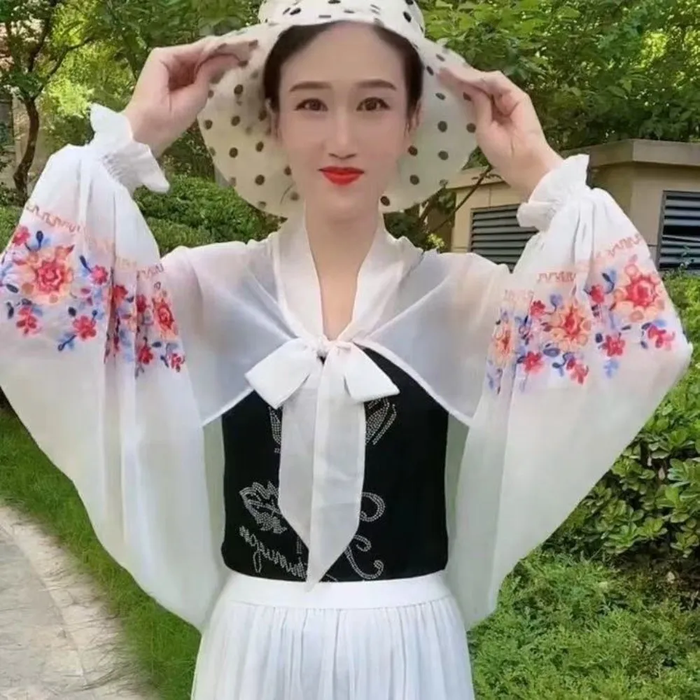

Sweet Breathable Flower Shawl Embroidered Polyester Sunscreen Scarf Chiffon Sunshade Seaside Vacation Cloak Women