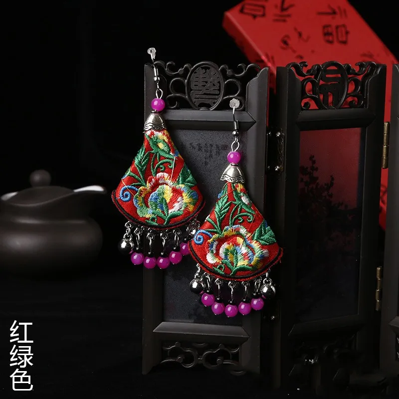 Fashion Beads Earrings Bohemian Women's Handmade Embroidered Flower Beaded Drop Earrings Ethnic Jewelry Seed Bead Sheng Cun