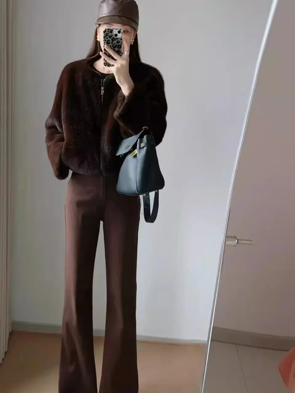 2025 Winter New Women's High-End Synthetic Fur Effect round Ne Pilot Jaet Coat Vintage Sle Loose Fit Long Sve Zipper
