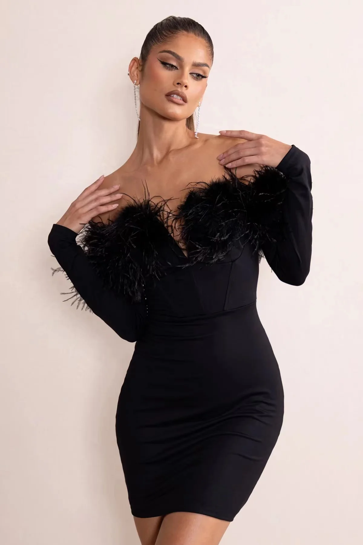 

2023 New Spring Women Long Sleeve Sexy Off the Shoulder Bodycon Mini Dress Rayon Bandage Slash Neck Feathers Birthday Dress