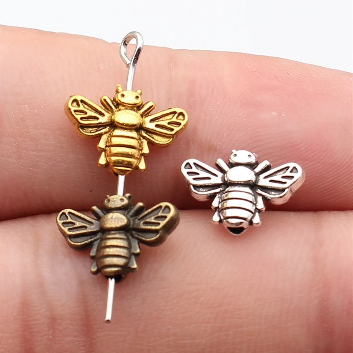 WYSIWYG 20 szt. 12x8mm Koraliki w kształcie pszczoły w kolorze antycznego srebra, antycznego brązu i antycznego złota do tworzenia biżuterii DIY