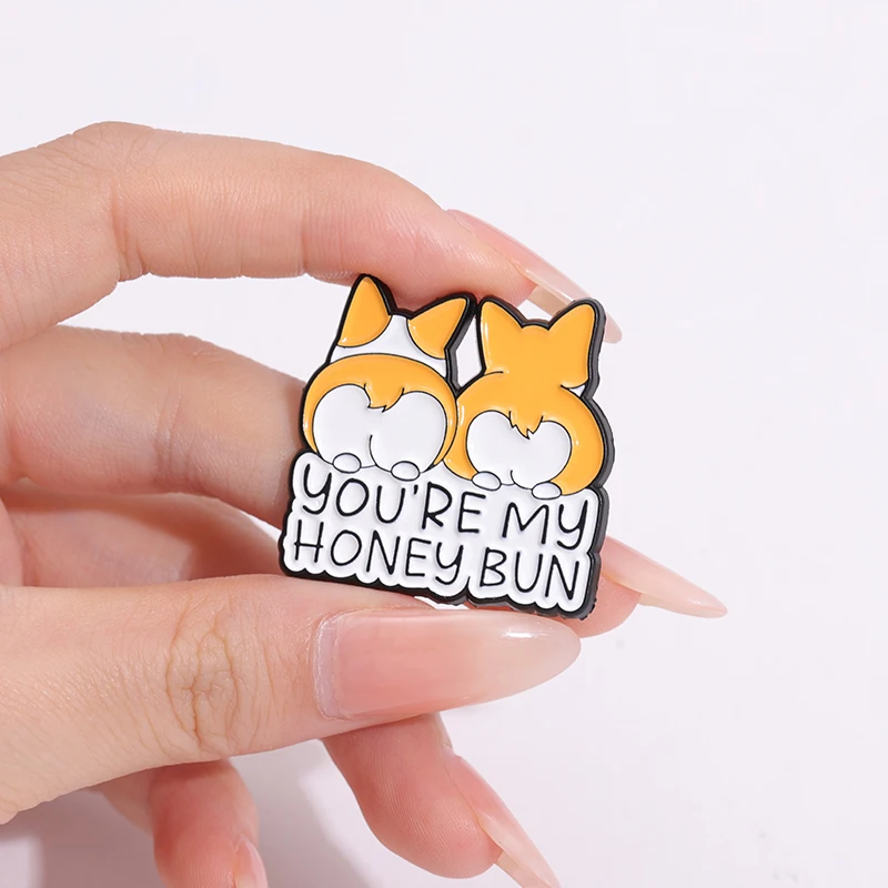 Cute Short Legs Corgi Collection Enamel Pins Funny Cartoon Pet Dog Brooches Backpack Hat Lapel Badge Cute Animal Jewelry Gifts