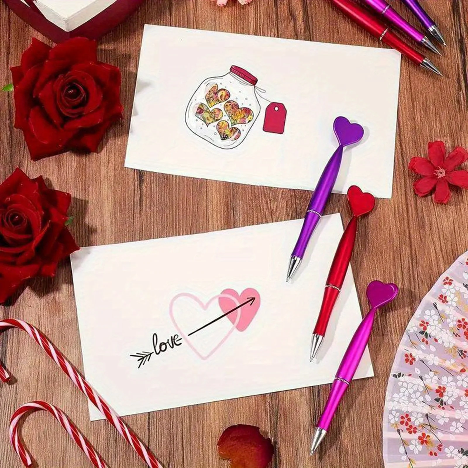12 farbige herzförmige Kugelschreiber – herzförmiges Design, perfekt für Schul-, Büro-, Valentinstagsgeschenke, Partygeschenke – Detail 5