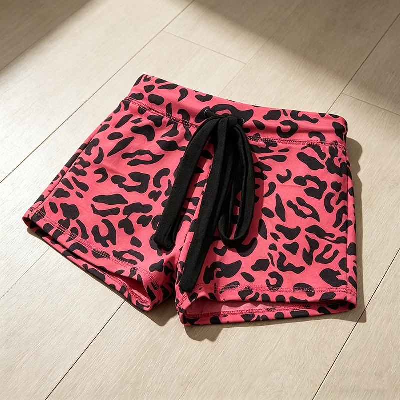 

Women's Y2K Summer Pink Leopard Print Lace-Up Casual Sports Three-Part Shorts Vacation Style Beach Pants
