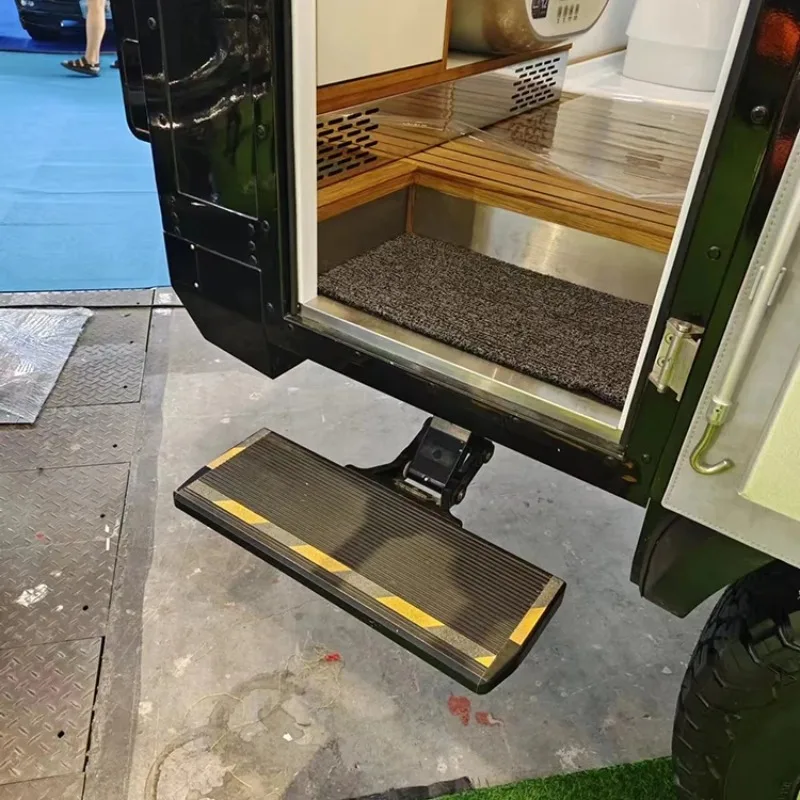 RV خطوة قابلة للطي الكهربائية قافلة واحدة خطوة عالية الجودة سبائك الألومنيوم الأسود متنقل B-نوع خطوة السيارة