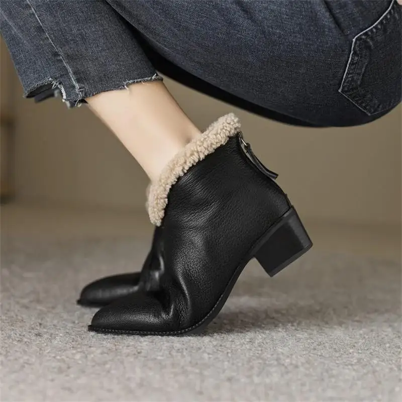 

Add fleece square thick heel warm short boots women's high quality 2024 autumn and winter new fashion slim boots atmosphere