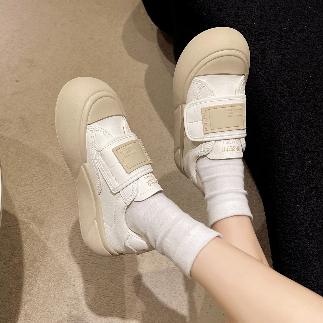 Fashion Vulcanized Shoes for Women Sneakers 2024 Spring Non-slip Low-top Versatile Women's Shoes Breathable Women Jogging Shoes