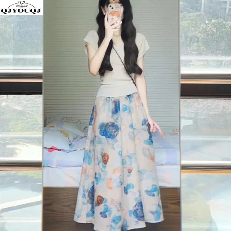 

Summer Fashion Versatile Charm Goddess Style High end Celebrity Small Fragrant Top Fragmented Flower Half Skirt Two Piece Set