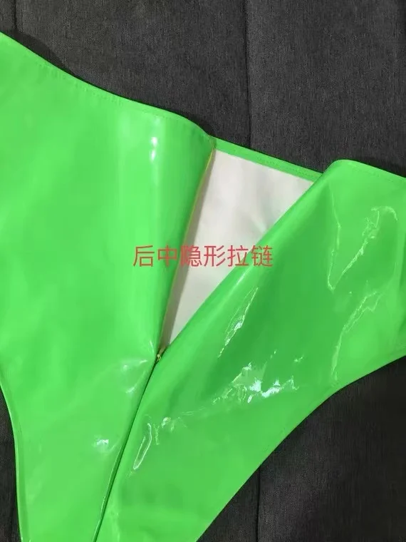 لامعة براءات الاختراع والجلود يتعرض الأرداف عالية الخصر السراويل ملهى ليلي بار GOGO المغني الرصاص الرقص DS الأداء بانت مثير النساء