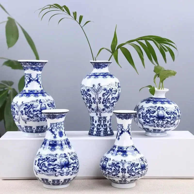 Retro mini handmade blue and white porcelain art desktop decorative flower ornament hydroponic plant vase