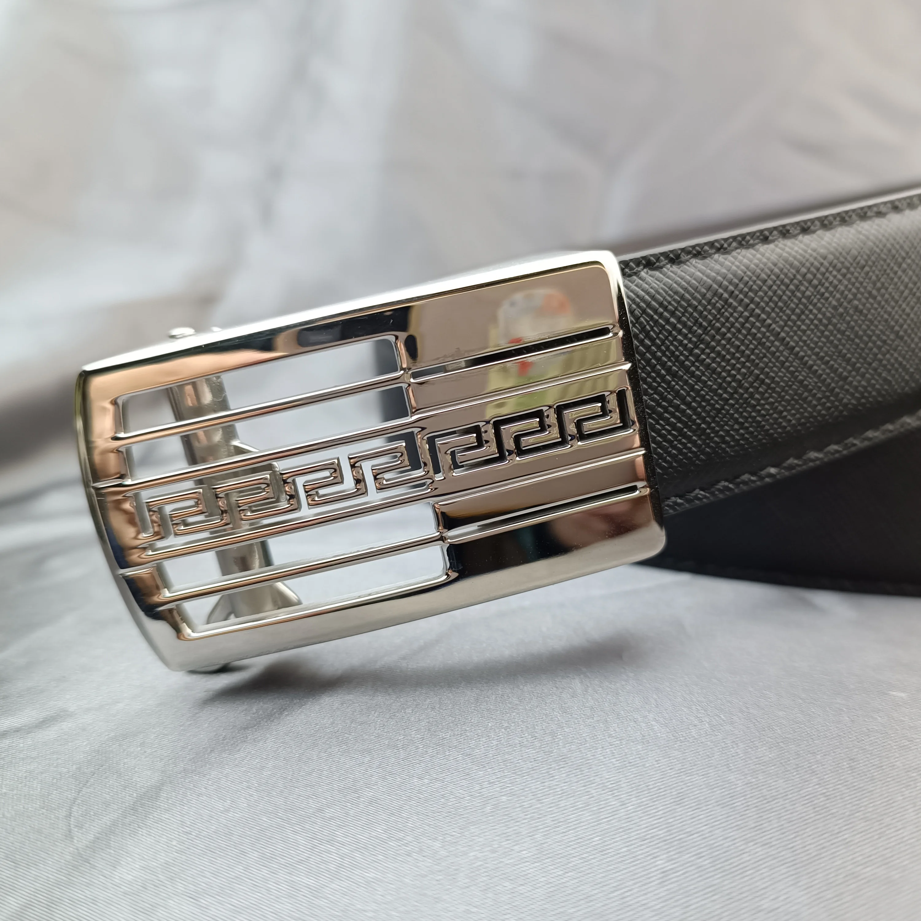 Men's high-end private custom belt with a width of 35mm. Unique stainless steel top layer cowhide belt from a renowned designer