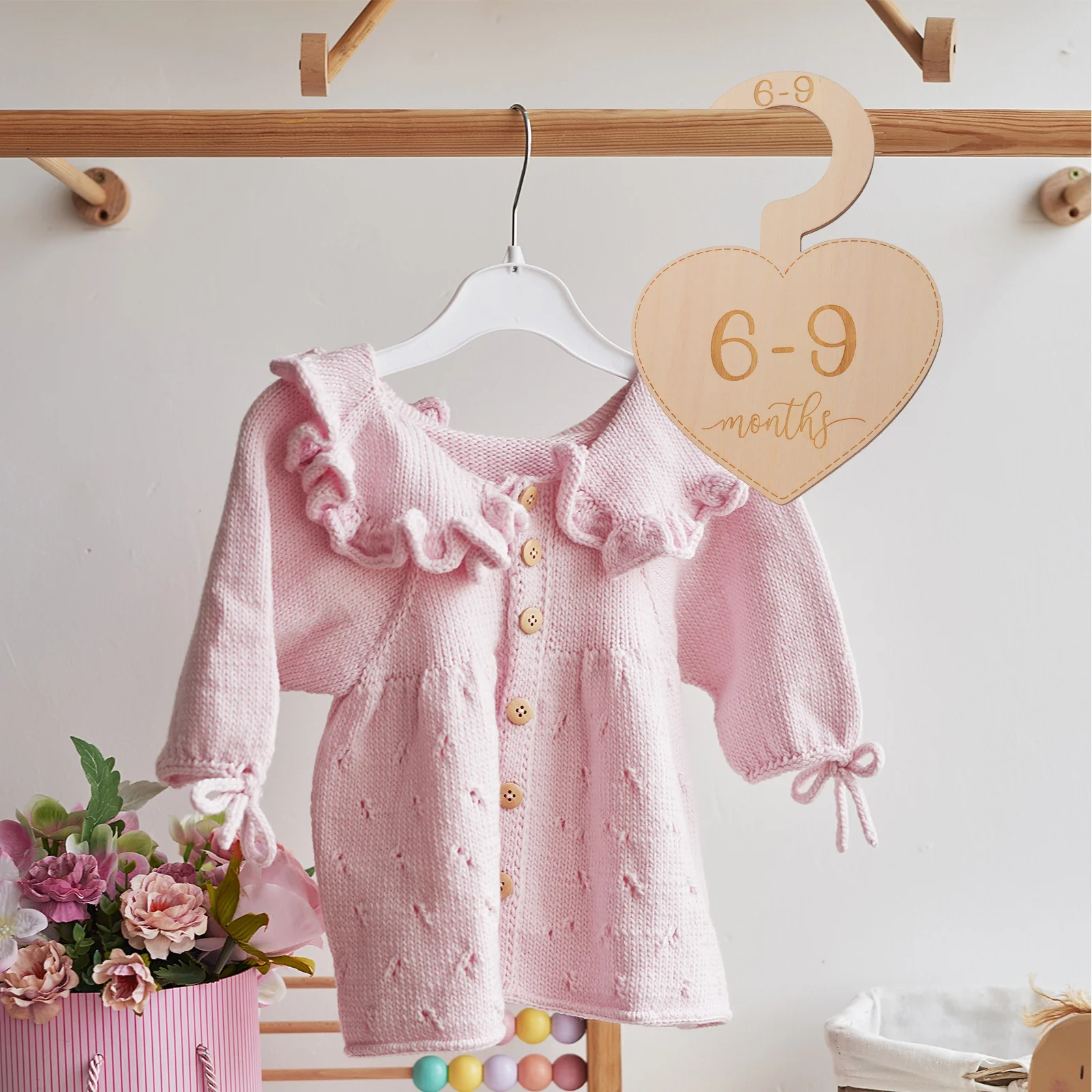 

7Pcs Wood Baby Wardrobe Dividers Closet Hangers Size Organizers Infant Clothes Divider Baby Closet Organizer for Toddler