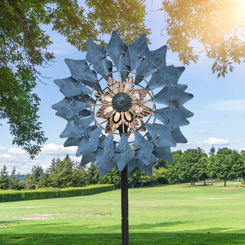 

Garden Decoration Creative Iron Windmill Solar Garden Lamp & Inserted Courtyard Lawn Landscape Wind Spinner