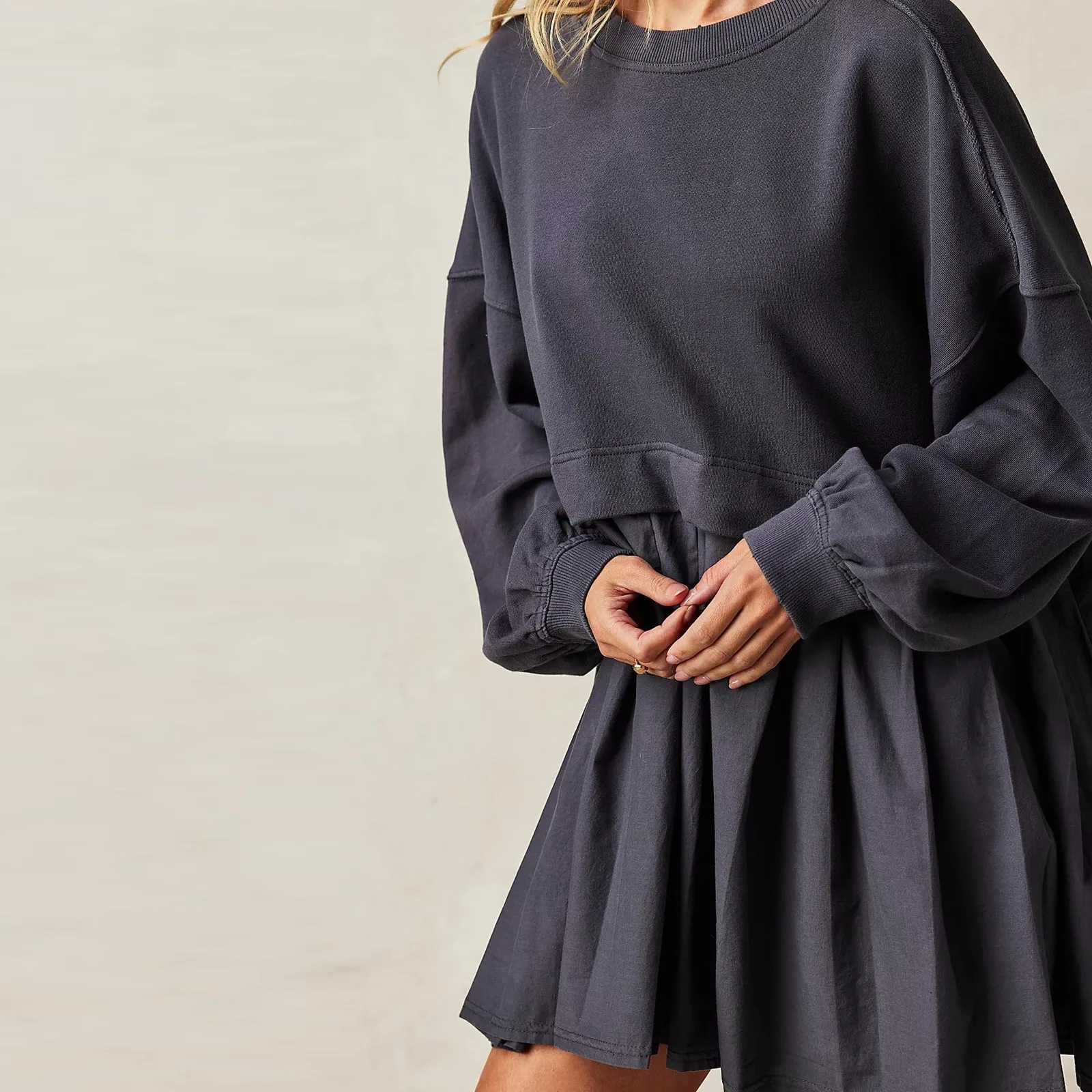 Womens Oversized Sweatshirt Dress Long Sleeve Crewneck Pullover Tops Relaxed Fit Sweatshirts Mini Dress