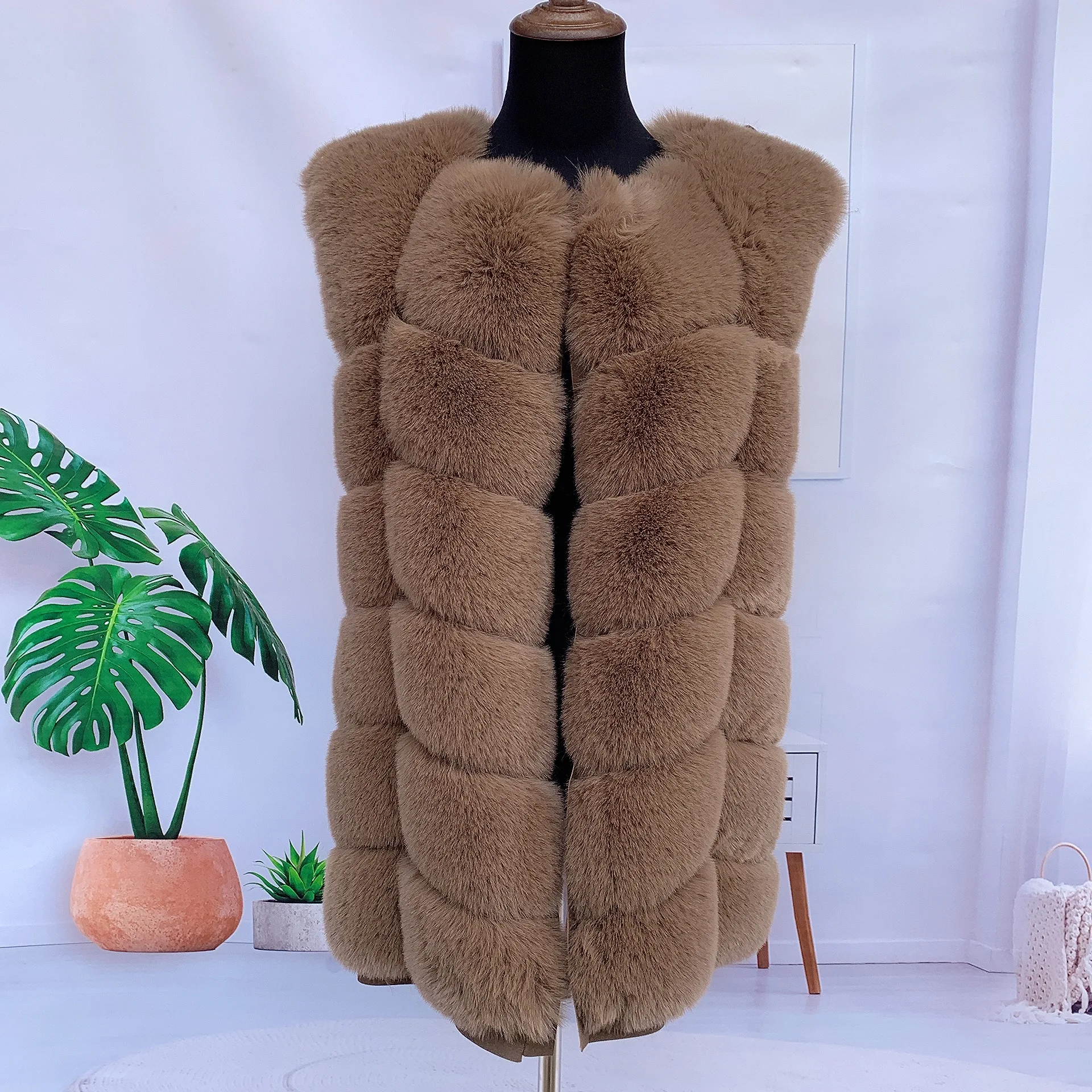 Faux fur elegant women\'s coat Fake fox fur vest Plush jacket Ladies Spring Autumn Faux Fur Vest Fashion Fluffy jacket trench