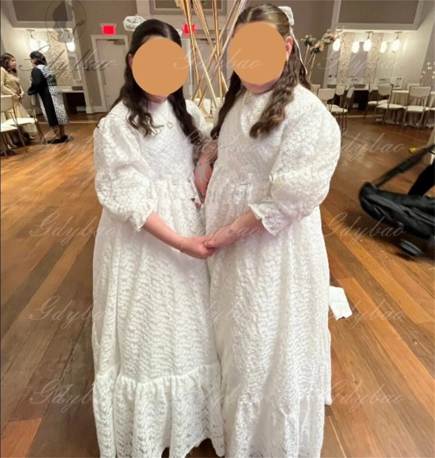 

Adorable Hollow Out White Lace Flower Girl Dresses for Wedding Princess High Waist Toddler Pageant Balloon Sleeve First Communio