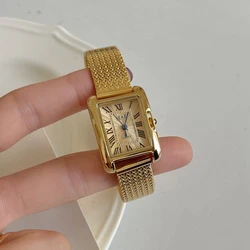 IEKE's Square Retro Roman numerals Women's Watch Simple Temperament Versatile Fashion Female High-End Quartz Women's Watch