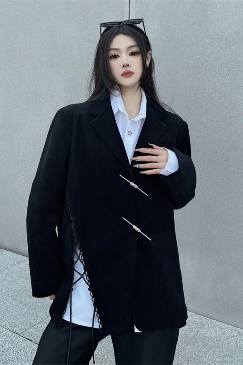 Veste noire imbibée pour femme, design à bretelles asymétriques, blazer à coupe fendue, automne