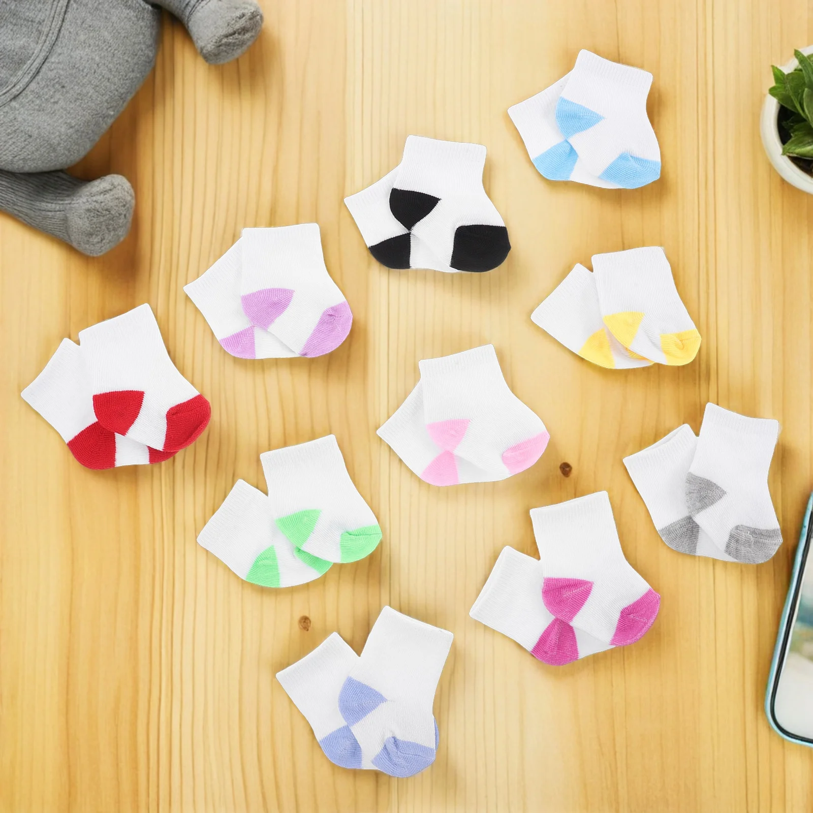 Set da 10 pezzi Accessori per bambini americani da 18 pollici Mini abito Vestire vestiti Calzino Abiti Stile sportivo Gioco di ruolo per bambini