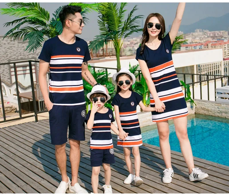 Summer New Arrival Family Mother Daughter Knee Skirt Vintage Striped Tee Father Son Tee Tops Korean Street Tee Girls A-line Skir