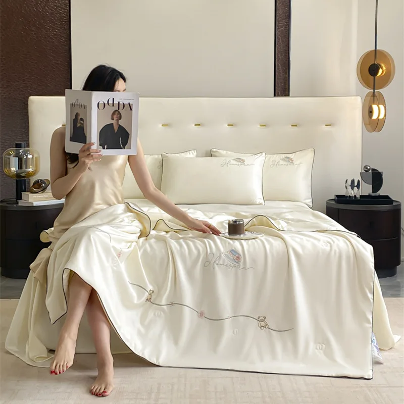 

Summer Ice Silk Xia Liang Quilt Air Conditioning Quilt Four-piece Set Household Single Double Thin Quilt Washable Dormitory