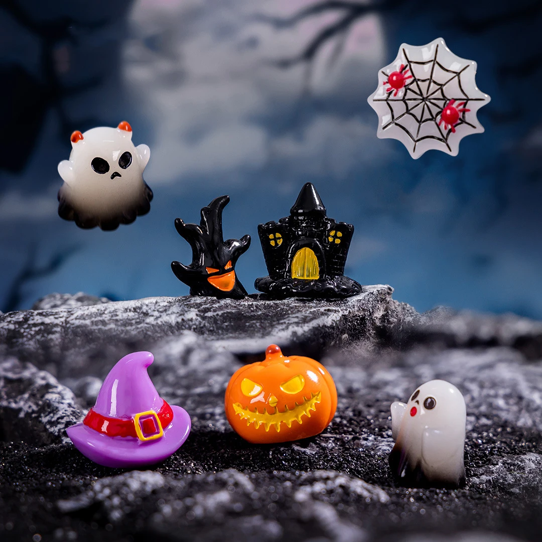 

Creative Halloween Theme Micro Landscape Ornaments Mini Resin DIY Home Decorations Small Desktop Art Crafts Sculpture Home Decor